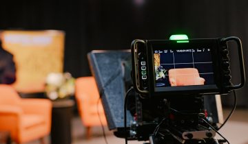 Strategi Harga & Negosiasi Fotografi