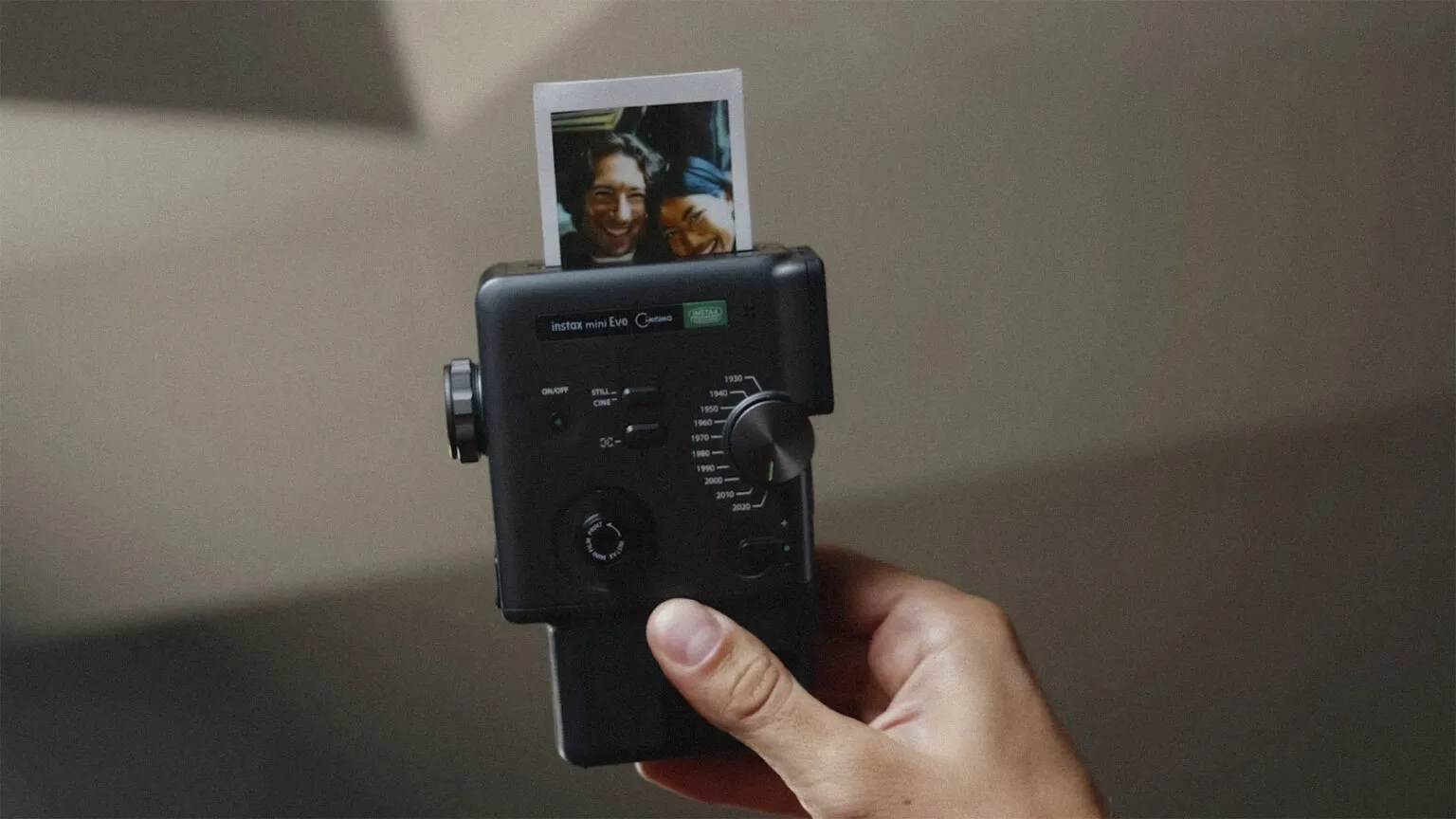 Kamera INSTAX Mini Evo Cinema